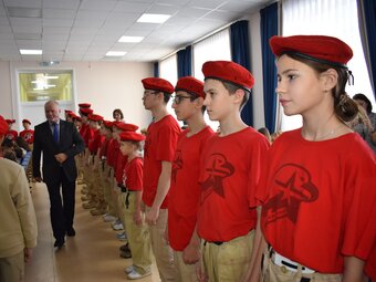 Школьники Гусь-Хрустального района приняли юнармейскую присягу 